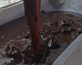 Foto langkah ke 6 dari resep Triple Chocolate Brownies.