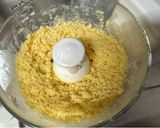 A picture of step 1 of Cookpad Valentine Matcha Heart Cake.