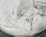A picture of step 10 of Mango cake.