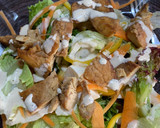 Foto del paso 3 de la receta: Ensalada de pollo con aderezo casero de parmesano