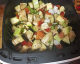 Foto del paso 2 de la receta Bacalao con verduras en freidora de aire