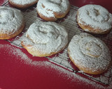 Foto del paso 8 de la receta: Ensaimadas mallorquinas rellenas de cabello de ángel
