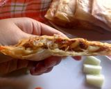 Foto langkah ke 4 dari resep Martabak Telur Daging Mini.