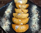 A picture of step 7 of Suji Khoya Gujiya.