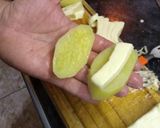 Foto del paso 2 de la receta: Bocaditos de papa escalope rellenos con queso