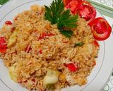 Foto langkah ke 3 dari resep Nasi goreng sosis bumbu racik.