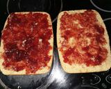 Une image de l'étape 6 de Gâteau génoise fourré à la confiture.