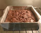A picture of step 7 of Chocolate Chip Brownie 😍😍.