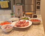 Foto del paso 1 de la receta: Estofado de cerdo al vino tinto