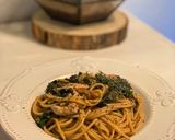 Foto del paso 3 de la receta Espaguetis integrales con kale y pollo a la trufa🍝