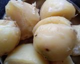 A picture of step 1 of Potato veg sandwich.