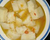 A picture of step 3 of Yam pottage.
