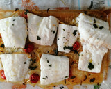 Foto del paso 4 de la receta: Bacalao al horno con tomate cherry y albahaca