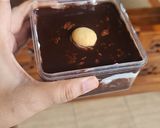 Foto langkah ke 5 dari resep No Bake Egg Drops Dessert Box.