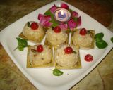 A picture of step 4 of Aloo ke laddoo.