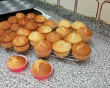 Foto del paso 6 de la receta: Magdalenas caseras y esponjosas / con copete / ponquesitos / cupcake