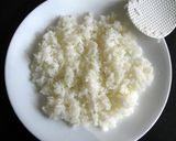A picture of step 5 of Tuna Mayo ‘Onigiri’ Rice Balls.