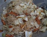 Foto langkah ke 3 dari resep Bihun Goreng.