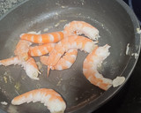 Foto del paso 3 de la receta: Ensaladilla de marisco y merluza