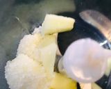 A picture of step 1 of Melon chiller.