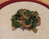 Foto del paso 3 de la receta: Salteado de espinacas con champiñones