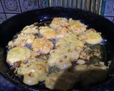 A picture of step 1 of Dehli style dahi phulki.