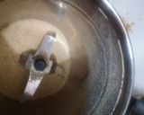 A picture of step 2 of Poha Kesri Halva.