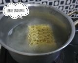 Foto langkah ke 1 dari resep Indomie kuah susu.