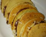 Foto langkah ke 5 dari resep Pancake teplon lipat.