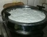 A picture of step 4 of Rava dhokla recipe.