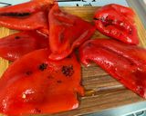 Une image de l'étape 1 de Lentilles brunes aux poivrons rouges et lard fumé.