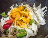 A picture of step 1 of Cabbage sambar.