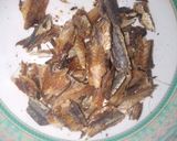Foto langkah ke 1 dari resep Cangkuak ikan asin panggang.