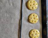Olajos linzer málnakocsonyával recept fázis 2 fotója