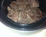 Foto del paso 2 de la receta: Chocolate sorpresa divertido (barritas Inglesas)