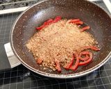 Foto del paso 3 de la receta Macarrones con anchoas, cherry y toque crujiente