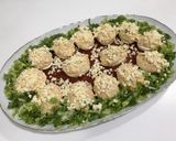 Foto del paso 5 de la receta: Huevos rellenos con base de tomate frito casero