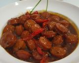 Foto langkah ke 3 dari resep Sosis Pedas Asam Manis.