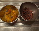 Foto del passaggio 1 della ricetta Pane con noci, uvetta e fichi