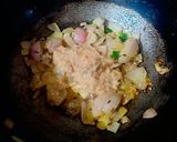 A picture of step 5 of Shahi baingan.