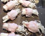 A picture of step 4 of Chicken Wings Stuffed with Thread Mushroom.