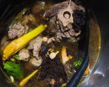 Foto langkah ke 3 dari resep Rawon Campuran Sengkel dan Tulang.
