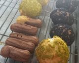 Foto langkah ke 4 dari resep Blackforest Eclair.