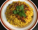 A picture of step 2 of Sukhi Urad Dal.