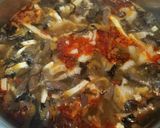 A picture of step 3 of Shanghai Hot and Sour Soup.