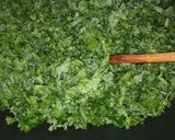 Foto del paso 3 de la receta: Tortilla de kale 🥬