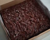 Foto langkah ke 7 dari resep Brownies Chocochips Panggang Shiny Crust.