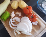 Foto del paso 1 de la receta: Rustidera de dorada con verduras de temporada