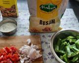 A picture of step 1 of Restaurant style bhindi masala.