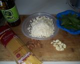 Foto del paso 1 de la receta: Tallarines al pesto